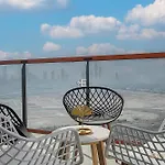 Comfy 1-Bed Apt In Jaddaf Ideal For Short Stays