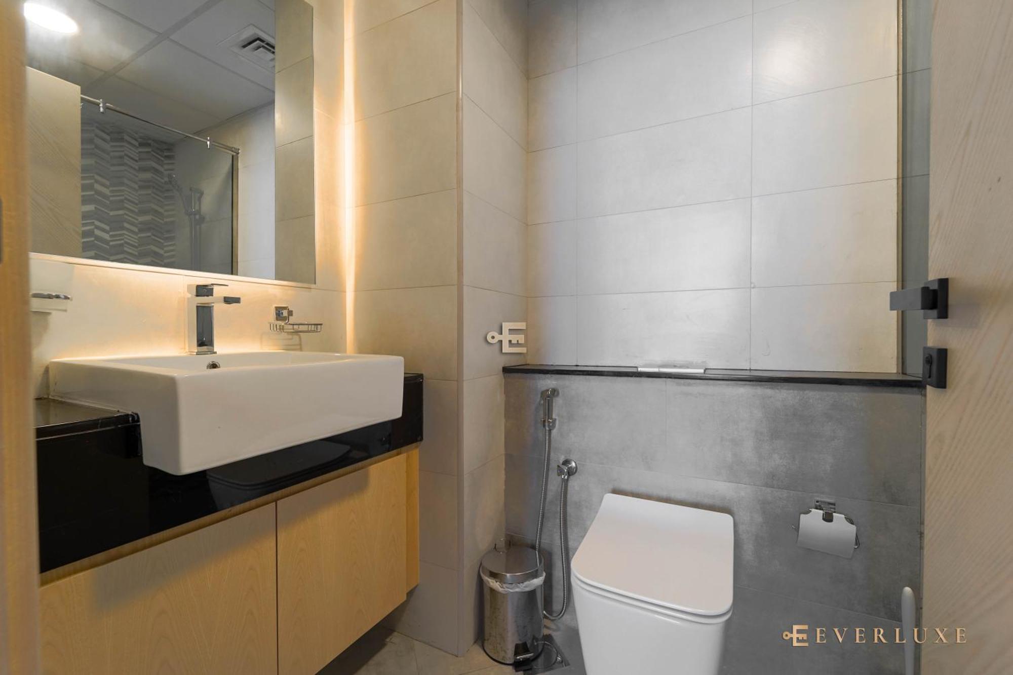 Comfy 1-bed In Jaddaf Ideal For Short Apartment Dubai